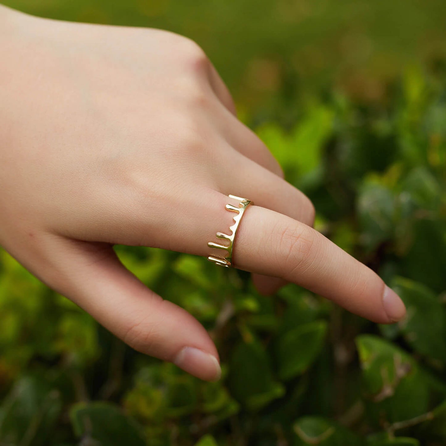 Golden Waterdrop Crown Ring